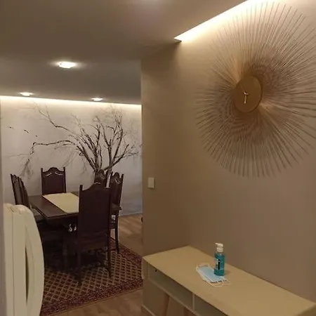 Apartment Tres Bel Rez De Jardin De 53m2. *