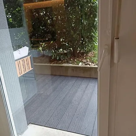 Tres Bel Rez De Jardin De 53m2. * Pfastatt